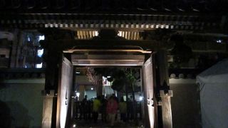 妙楽寺　本堂が美しい