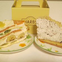 「ミルクレープ」￥780と「マロンタルト」￥680