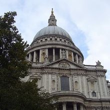 近くだと大きさが際立ちます。