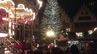 二階建てのメリーゴーランド