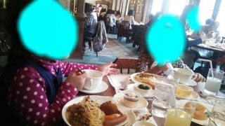 ゆっくりお食事ができます