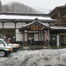 仙山線山寺駅  駅も雰囲気あります