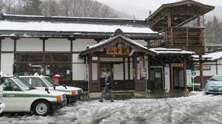 雪の山寺で美味しい蕎麦を食す