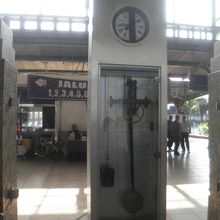 構内にある時計