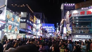 クリスマスイルミネーションがきれい