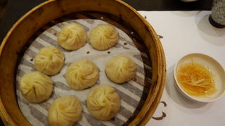 台湾・台北　あまり日本人を見かけない小龍包店、蘇杭餐庁　2014秋