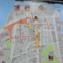 地下道に在る地図です。バス停を確認しましょう。