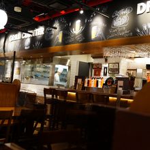 結構広い店内。