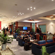 ラウンジ内の様子。