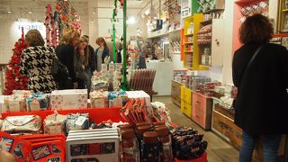 イギリス最大のキャスキッドソン！