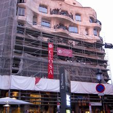 パッセージ・ダ・グラシア側。　１２月０５日撮影