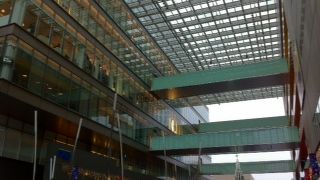 駅に隣接で便利