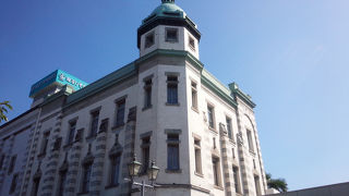 レトロで素敵な建物です