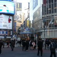 入口付近（渋谷駅近く）