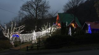 クリスマスのイルミネーション