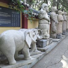 着きましたぁ。人がいなくて写真撮り放題。