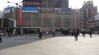 1階のチケット横丁は寄る価値あり