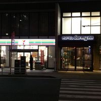 隣がコンビニってのもありがたい！