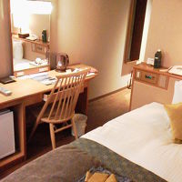 部屋は以前から小ぶりです！