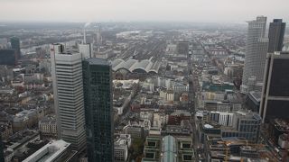 屋上展望台からのパノラマが素晴らしい