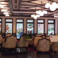 ホテルロビーのカフェ