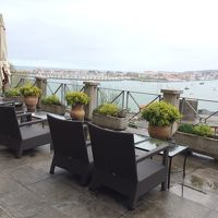 海の向こうはフランス！