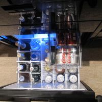 ミニバー。引き出したところ。全然冷えません。