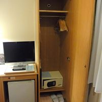 テレビ・冷蔵庫は小さいが充分！