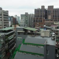 松山空港に着陸する航空機が見えました。農安街側かな？