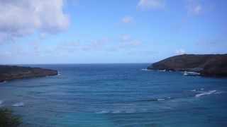 透明度の高いハナウマ湾