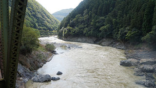桜と紅葉の時期は良いかも