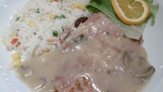 ポークソテー（ピラフ添え）が美味しかったです