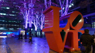 「LOVE」の文字が