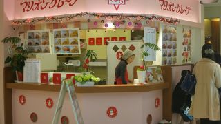 人気のクレープ屋さん