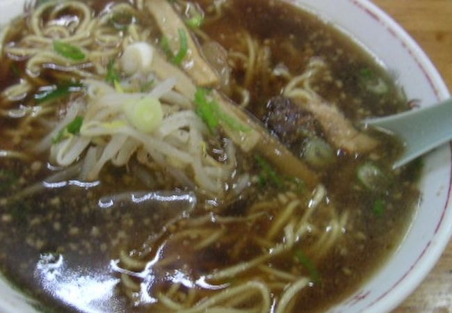 尾道駅構内にある食堂のイケてるラーメン