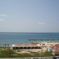 歩いてすぐビーチまでいけました。