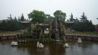 前漢の名将の墓