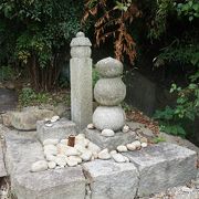 医王寺に登って行く坂の途中