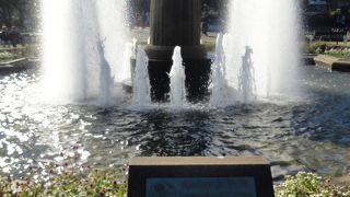 山師や公園のほぼ中央にあります