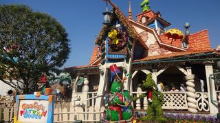 凝ったアトラクションに子供大喜び