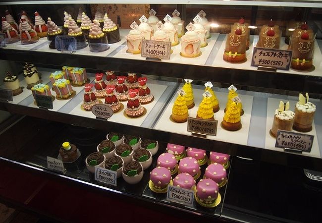 可愛いケーキ屋さん。
