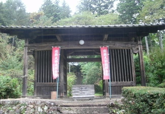 周辺一帯は“松尾寺山公園”として整備されています