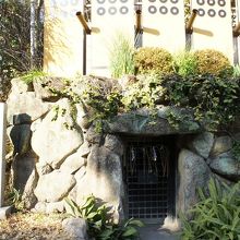 真田丸とした設定で大筒も、下が抜け穴とか