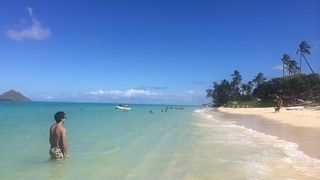 ｴﾒﾗﾙﾄﾞｸﾞﾘｰﾝの海！