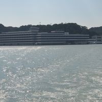 海に浮かぶ温泉。