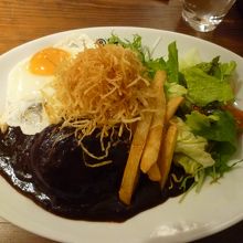 ランチメニューの「ロコモコ」