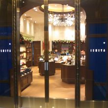 店舗入り口の様子