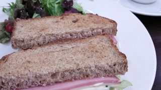 朝食に行きました