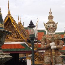 エメラルド寺院で撮影