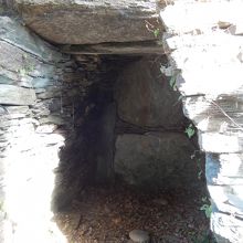 古墳内部